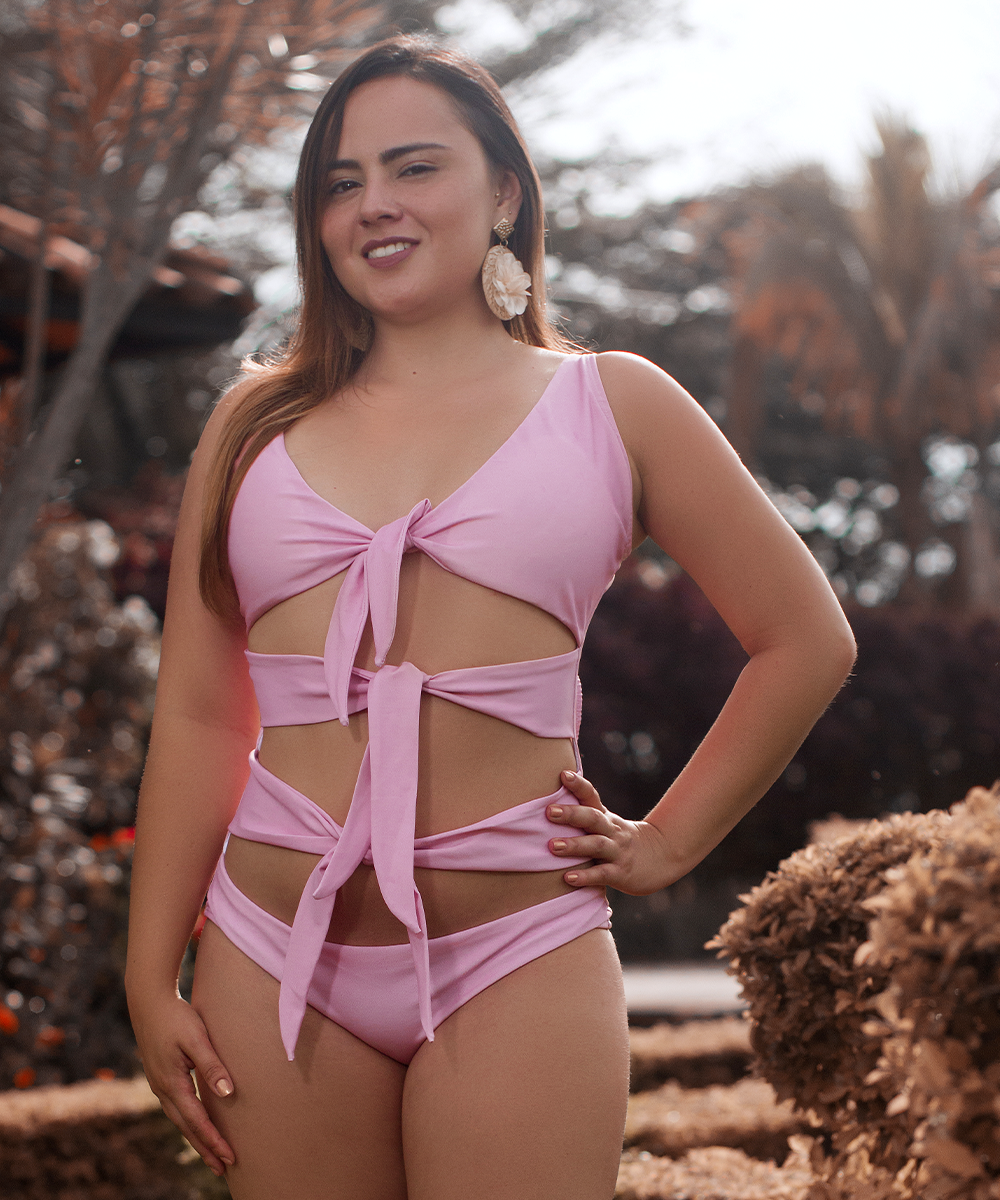 Vestido de baño nudos